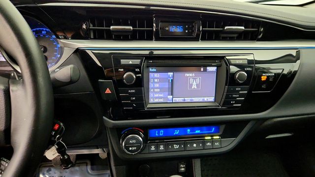 2016 Toyota Corolla 4dr Sedan CVT S Plus - 23091744 - 17