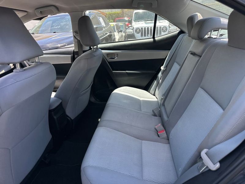 2016 Toyota Corolla LE - 23005006 - 18