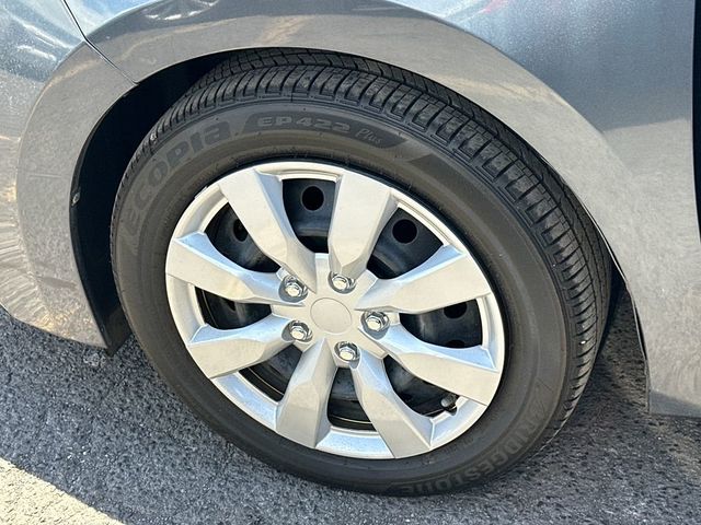 2016 Toyota Corolla LE - 23005006 - 19