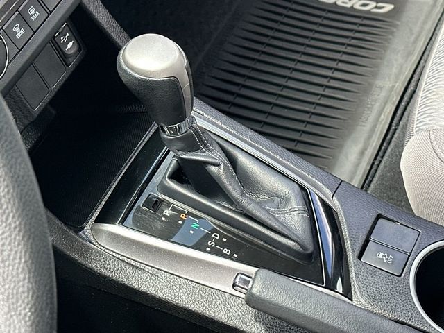 2016 Toyota Corolla LE - 23032896 - 16