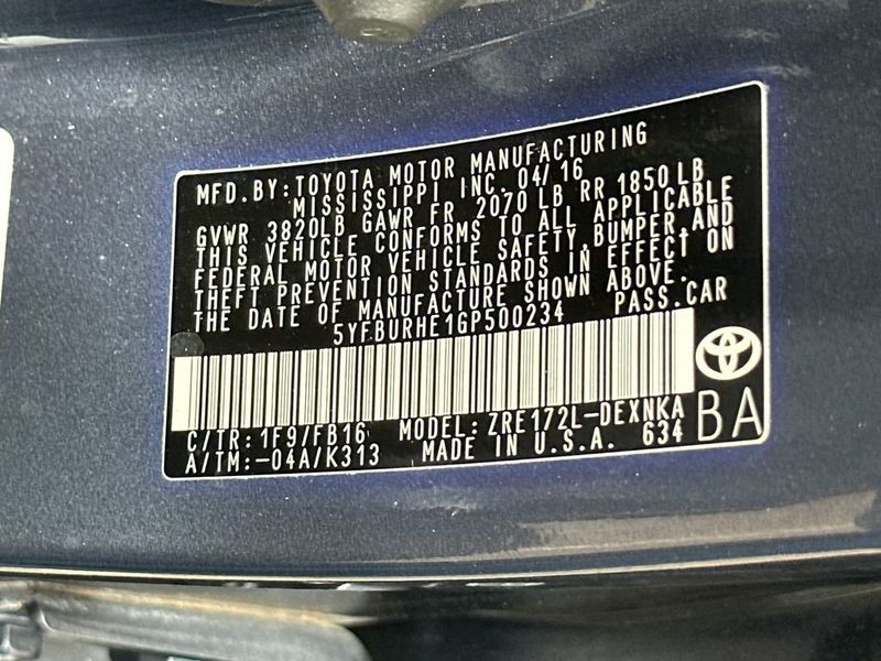 2016 Toyota Corolla LE - 23032896 - 19