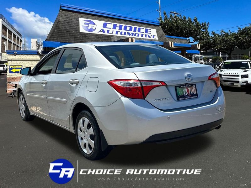 2016 Toyota Corolla LE - 23058986 - 4
