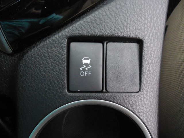 2016 Toyota Corolla LE - 16910046 - 19