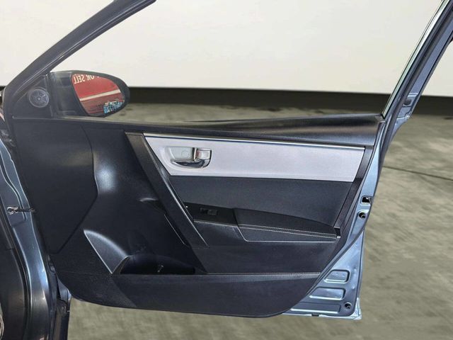 2016 Toyota Corolla LE 4dr Sedan - 22979995 - 17