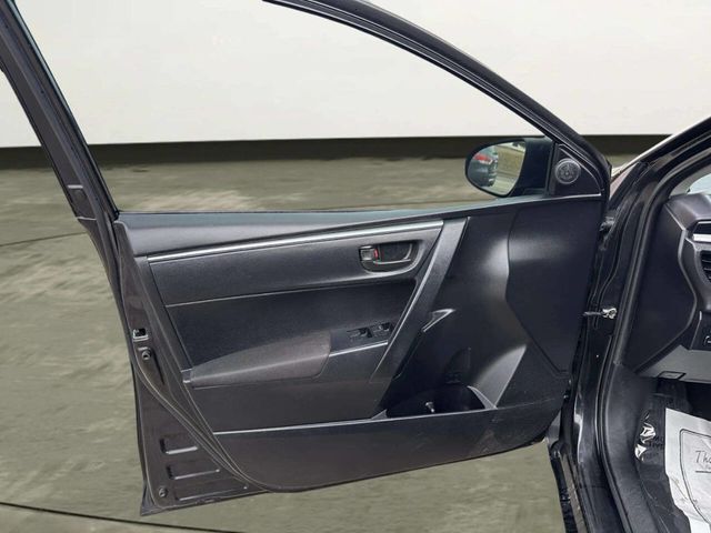 2016 Toyota Corolla LE 4dr Sedan - 22993959 - 11