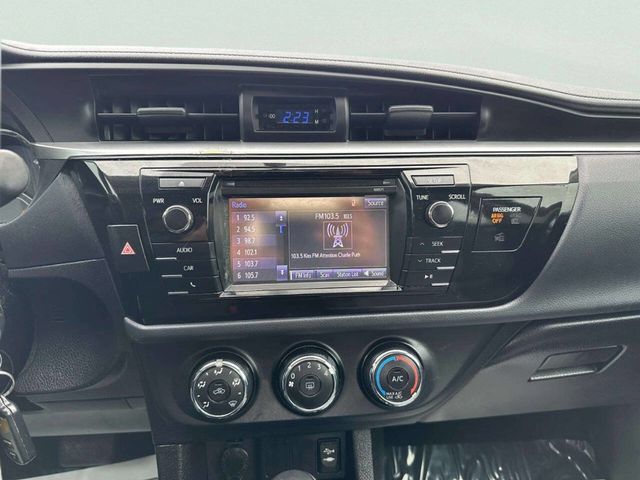 2016 Toyota Corolla LE 4dr Sedan - 22993959 - 28