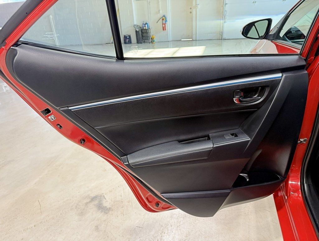 2016 Toyota Corolla S - 22965497 - 37