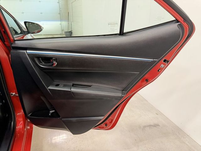 2016 Toyota Corolla S - 22965497 - 42