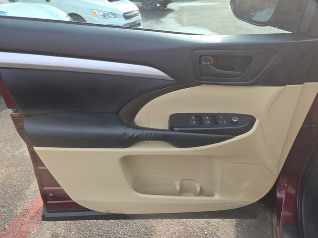 2016 Toyota Highlander  - 22980240 - 17