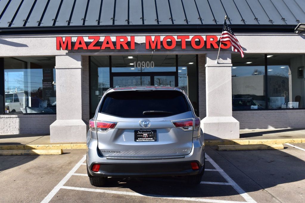 2016 Toyota Highlander AWD 4dr V6 LE - 22963673 - 9