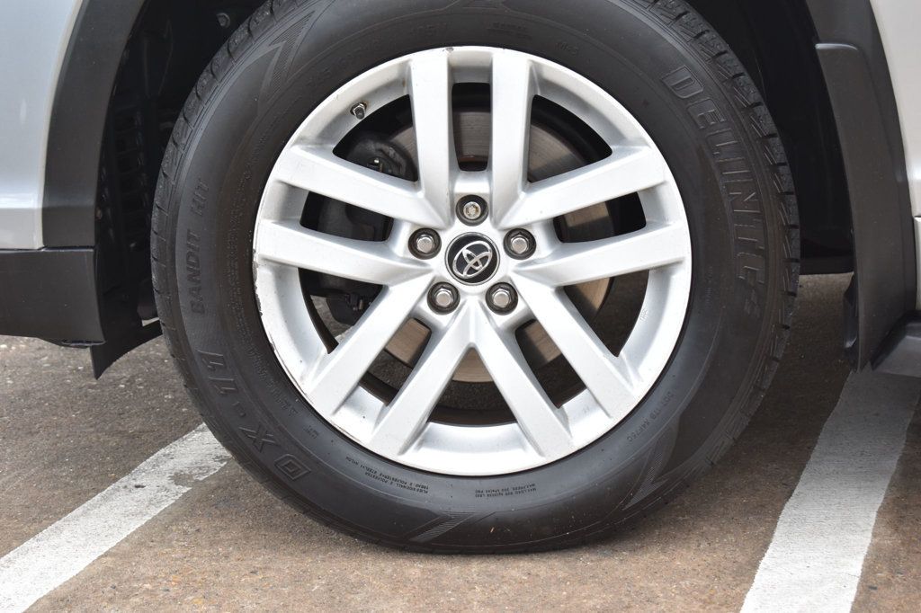 2016 Toyota Highlander AWD 4dr V6 LE - 22963673 - 10