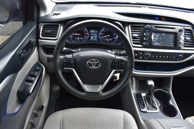 2016 Toyota Highlander AWD 4dr V6 LE - 22963673 - 28