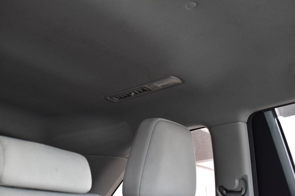 2016 Toyota Highlander AWD 4dr V6 LE - 22963673 - 39