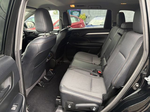 2016 Toyota Highlander AWD 4dr V6 LE Plus - 23074308 - 15