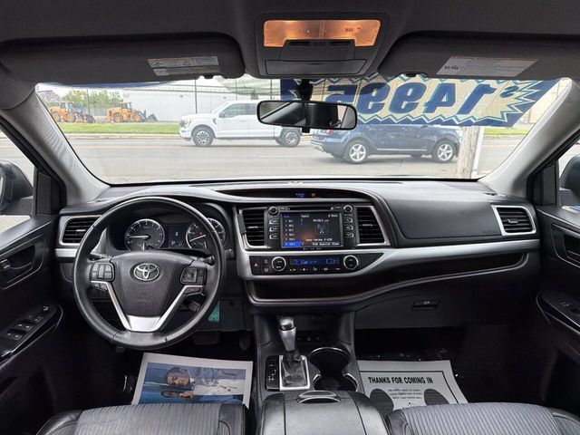2016 Toyota Highlander AWD 4dr V6 LE Plus - 23074308 - 18