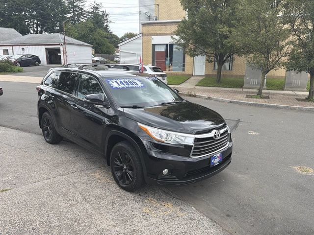 2016 Toyota Highlander AWD 4dr V6 LE Plus - 23074308 - 1