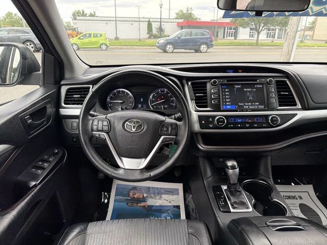 2016 Toyota Highlander AWD 4dr V6 LE Plus - 23074308 - 19