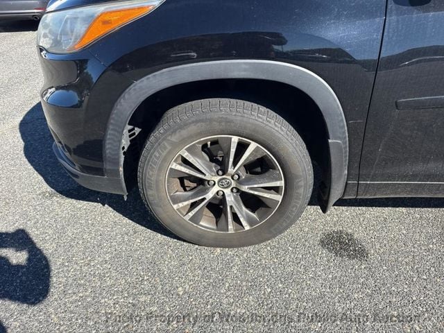 2016 Toyota Highlander AWD 4dr V6 XLE - 23102076 - 11
