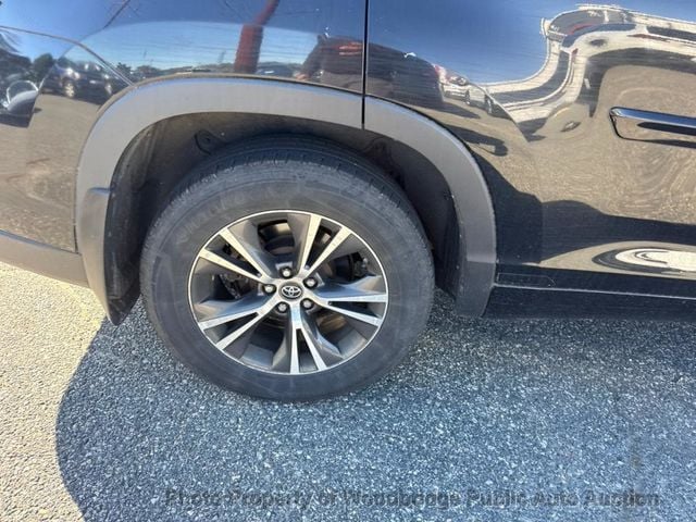 2016 Toyota Highlander AWD 4dr V6 XLE - 23102076 - 13