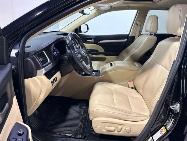 2016 Toyota Highlander AWD 4dr V6 XLE - 23020005 - 24