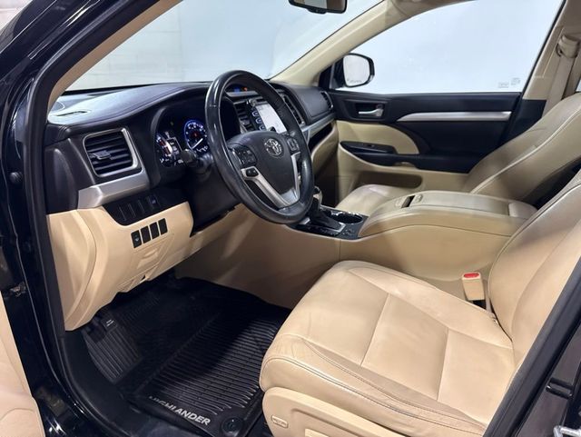 2016 Toyota Highlander AWD 4dr V6 XLE - 23020005 - 26
