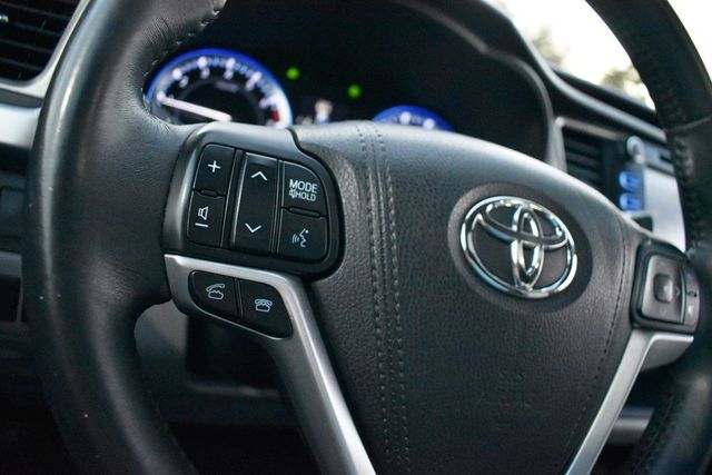 2016 Toyota Highlander AWD 4dr V6 XLE - 22942359 - 9