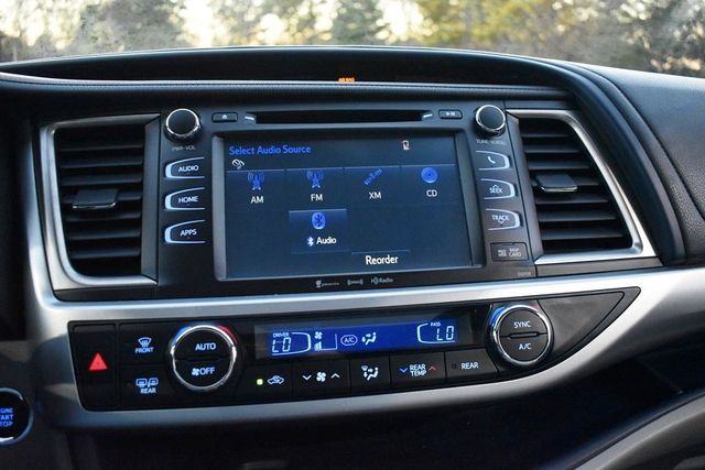 2016 Toyota Highlander AWD 4dr V6 XLE - 22942359 - 14