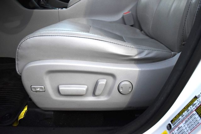 2016 Toyota Highlander AWD 4dr V6 XLE - 22942359 - 18