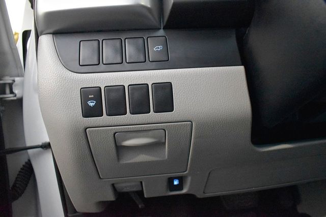 2016 Toyota Highlander AWD 4dr V6 XLE - 22942359 - 19