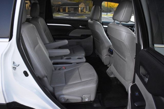 2016 Toyota Highlander AWD 4dr V6 XLE - 22942359 - 23