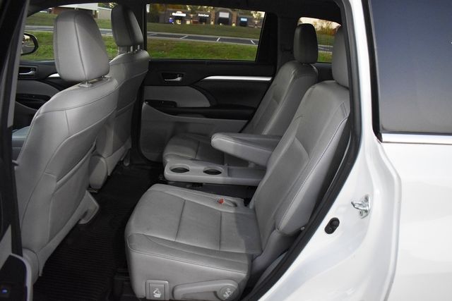 2016 Toyota Highlander AWD 4dr V6 XLE - 22942359 - 24