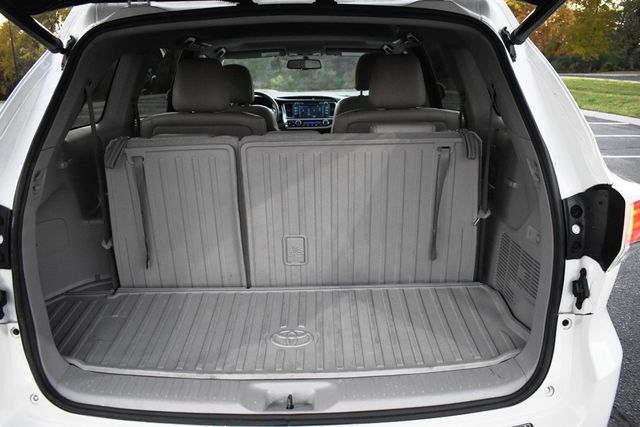 2016 Toyota Highlander AWD 4dr V6 XLE - 22942359 - 35