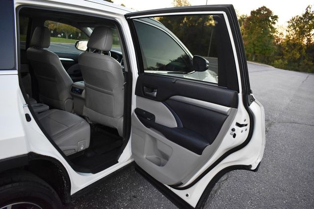 2016 Toyota Highlander AWD 4dr V6 XLE - 22942359 - 44