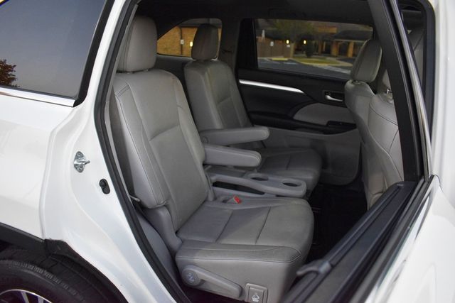 2016 Toyota Highlander AWD 4dr V6 XLE - 22942359 - 6