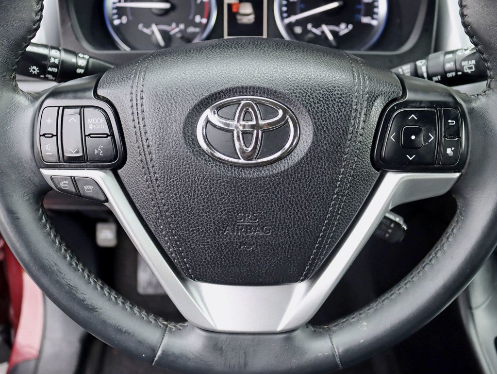 2016 Toyota Highlander AWD 4dr V6 XLE - 22936827 - 11