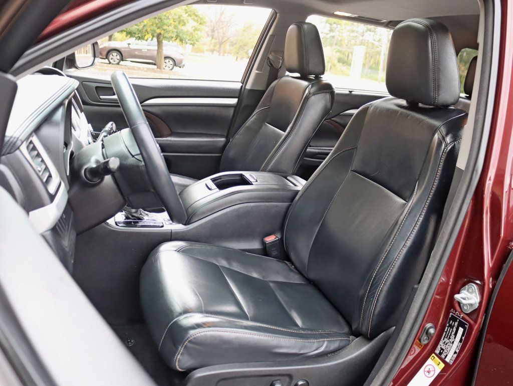 2016 Toyota Highlander AWD 4dr V6 XLE - 22936827 - 19