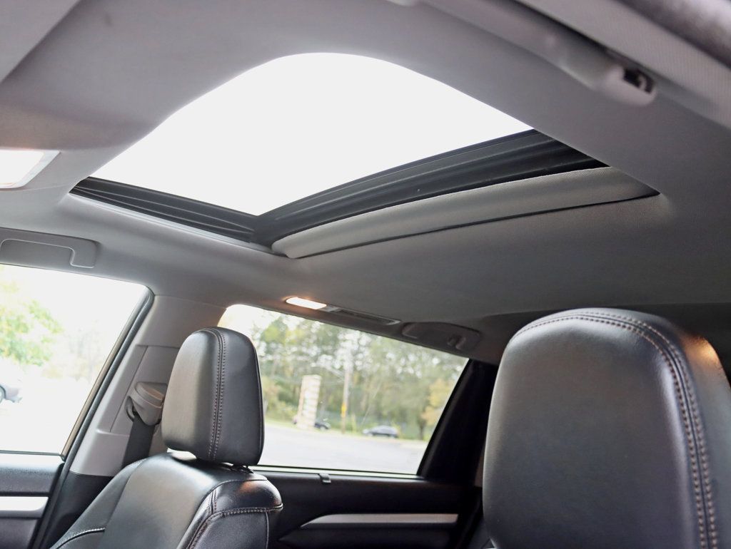 2016 Toyota Highlander AWD 4dr V6 XLE - 22936827 - 24