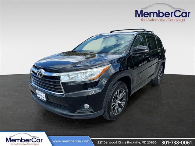 2016 Toyota Highlander AWD 4dr V6 XLE - 22907890 - 0