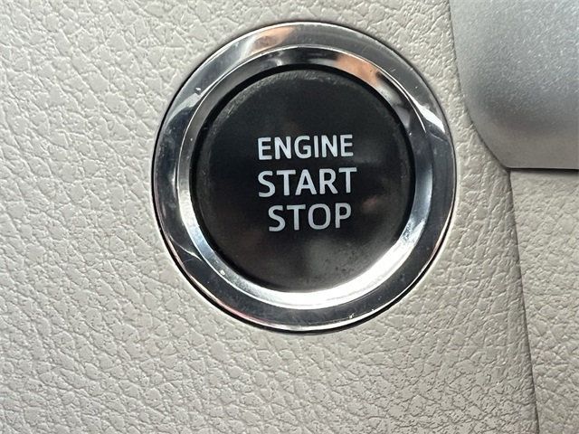 2016 Toyota Highlander AWD 4dr V6 XLE - 22907890 - 28