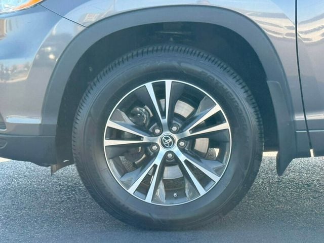 2016 Toyota Highlander AWD 4dr V6 XLE - 22637477 - 47