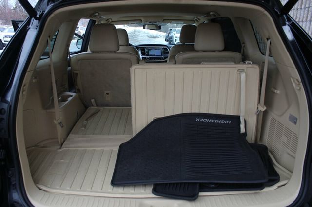 2016 Toyota Highlander AWD XLE W/ 2ND ROW CAPTAIN CHAIRS, LEATHER, MOONROOF - 22960207 - 35