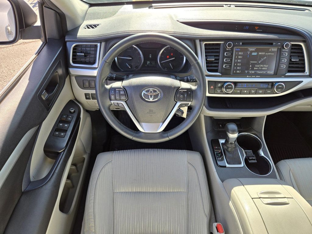 2016 Toyota Highlander FWD 4dr V6 LE Plus - 22983784 - 10