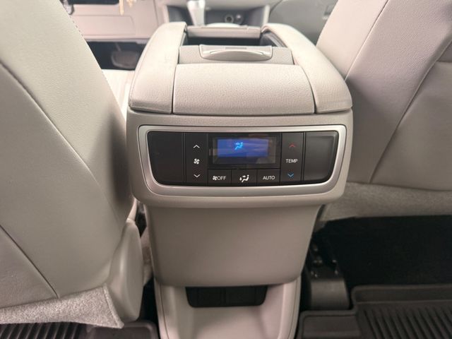 2016 Toyota Highlander FWD 4dr V6 LE Plus - 23093869 - 16