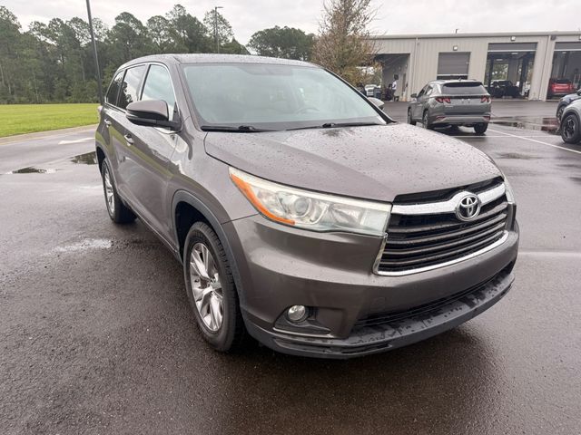 2016 Toyota Highlander FWD 4dr V6 LE Plus - 23093869 - 23