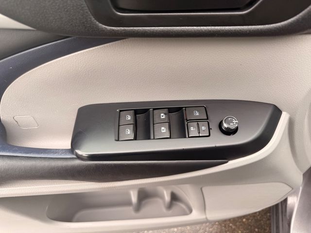 2016 Toyota Highlander FWD 4dr V6 LE Plus - 23093869 - 3