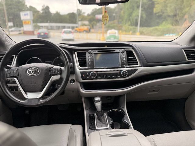 2016 Toyota Highlander FWD 4dr V6 XLE - 23091144 - 9