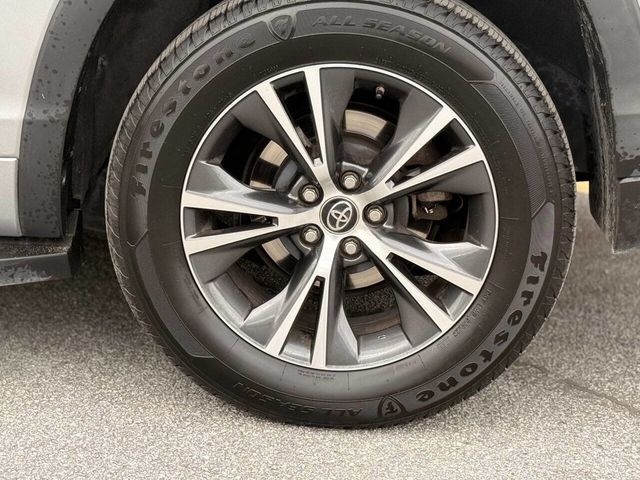 2016 Toyota Highlander FWD 4dr V6 XLE - 23091144 - 12