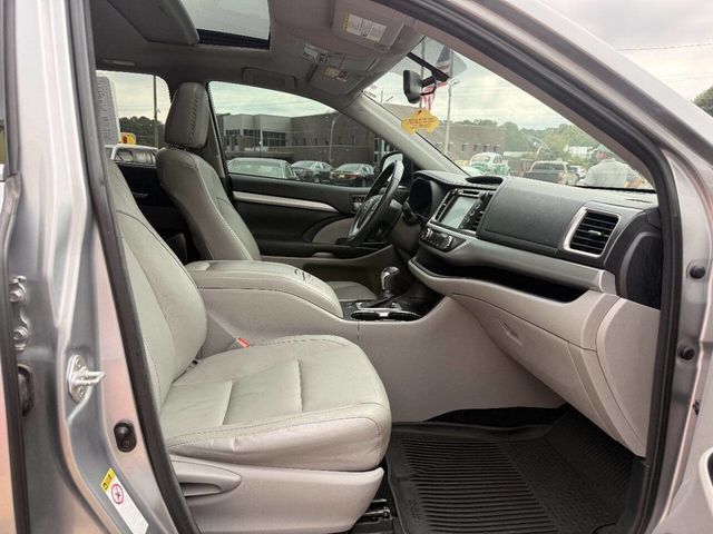2016 Toyota Highlander FWD 4dr V6 XLE - 23091144 - 14