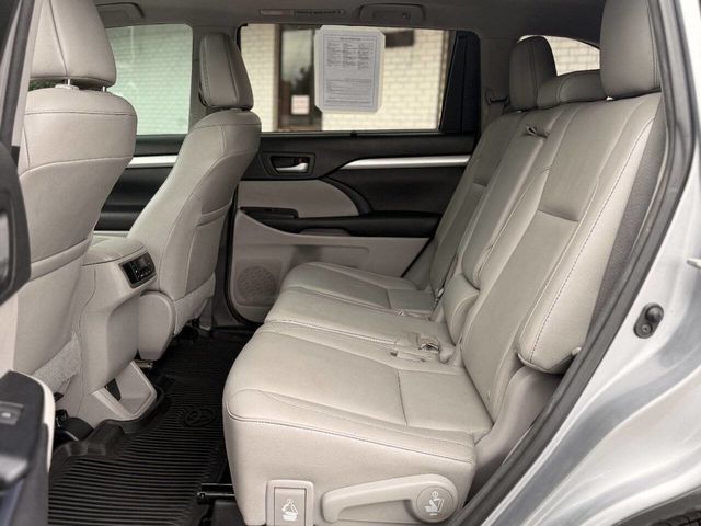 2016 Toyota Highlander FWD 4dr V6 XLE - 23091144 - 8