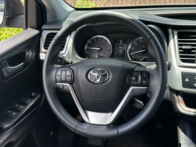 2016 Toyota Highlander Limited - 23050784 - 16